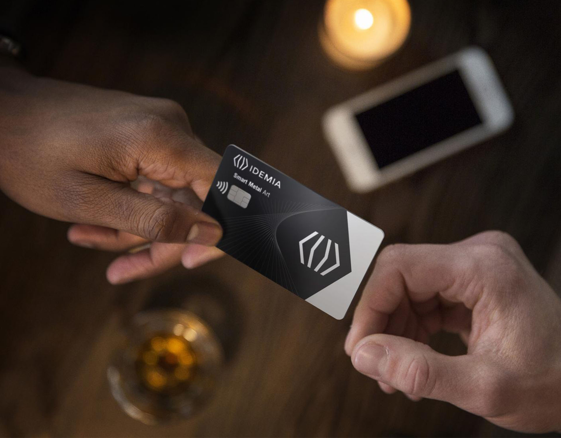metal-cards-on-the-rise-idemia
